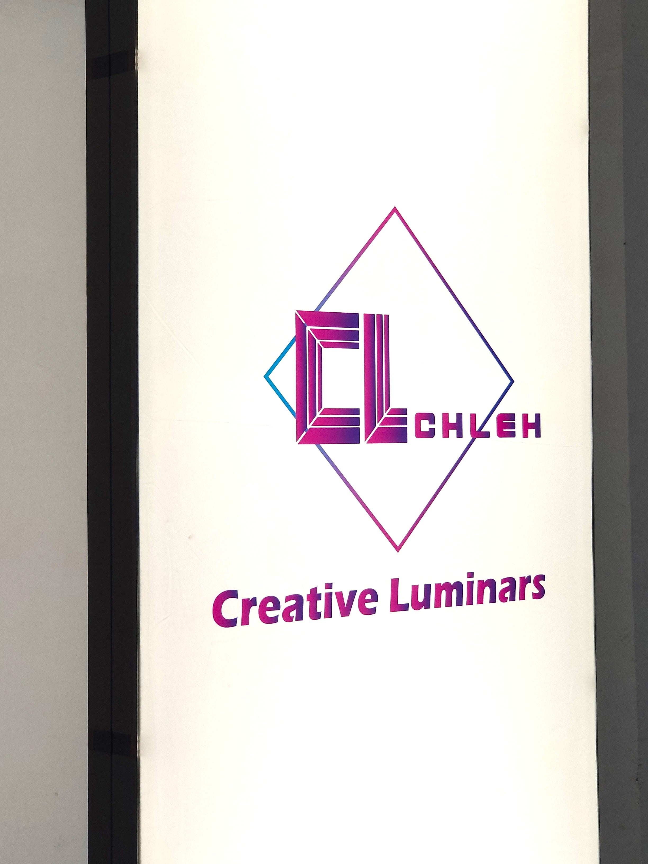 Creative Luminars 1x2.5m Backlit SEG Portable Trade Show Display With Printed Graphics