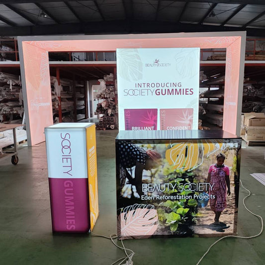 10x10 Island Type trade show booth