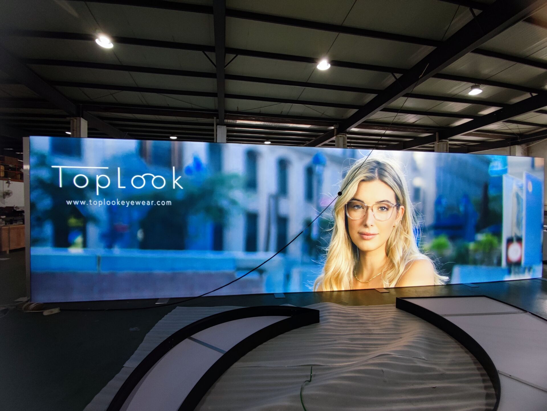 Inline Type SEG Fabric Lightbox Convention Trade Show Backdrop Displays