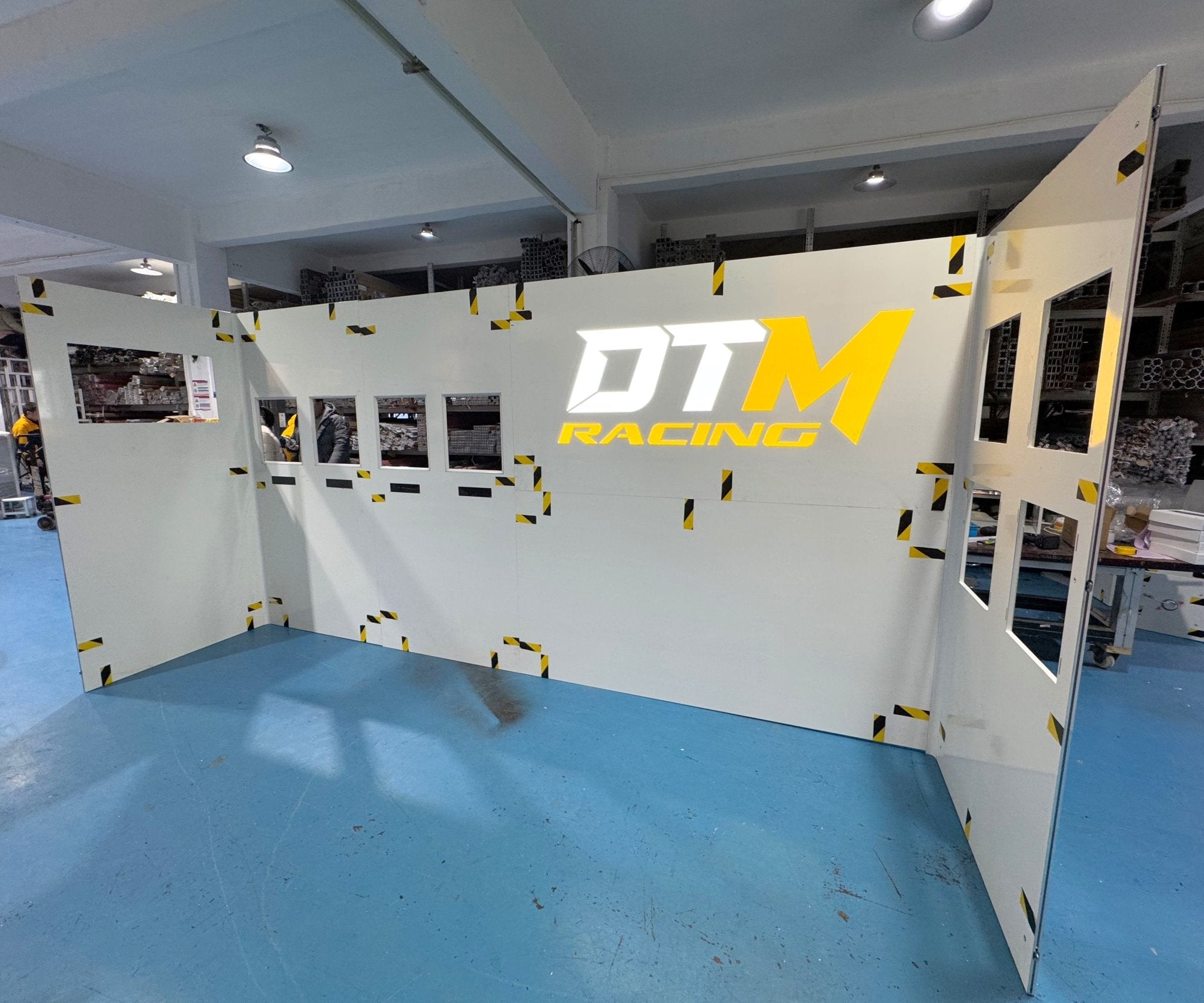 Modular Pit Walling System for Racing Events With LED Signage