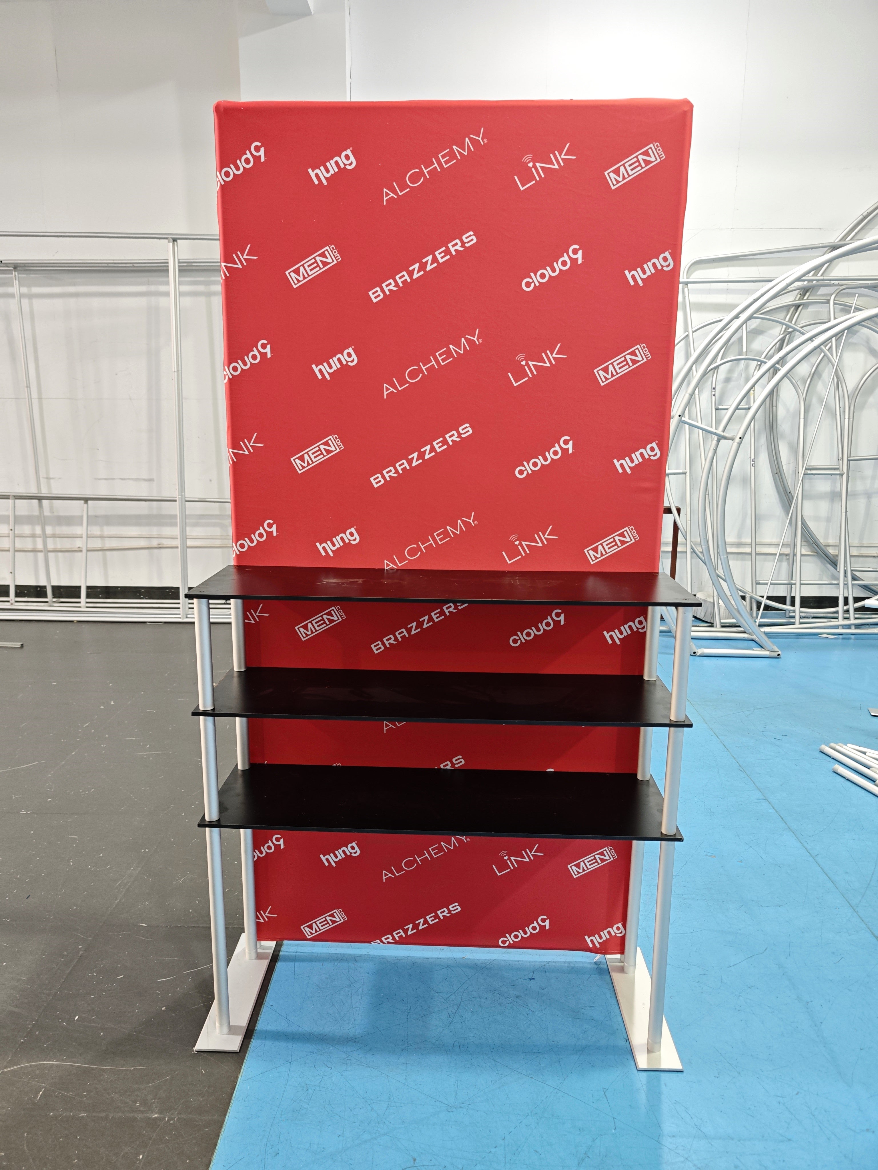 20x20 Backlit Walls with Shelves Stands