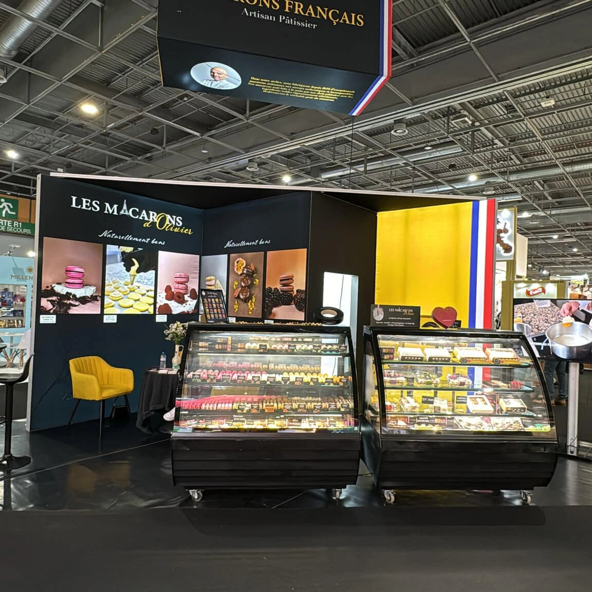 Backlit Hanging Banner Rectangular Structure For SIAL Paris Food Show