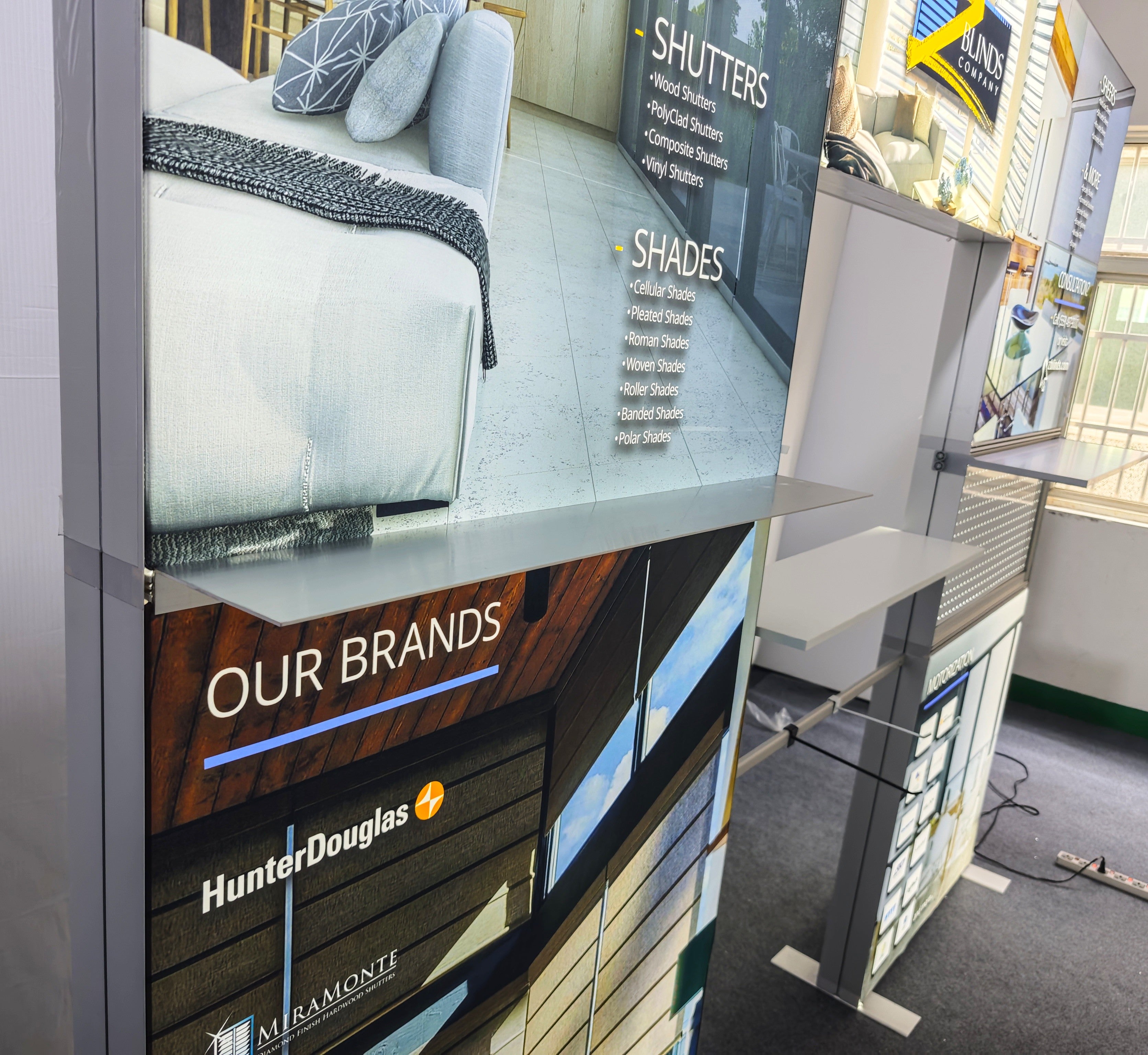 10×10 Portable Backlit Booth with Arch, Shelves & Hooks