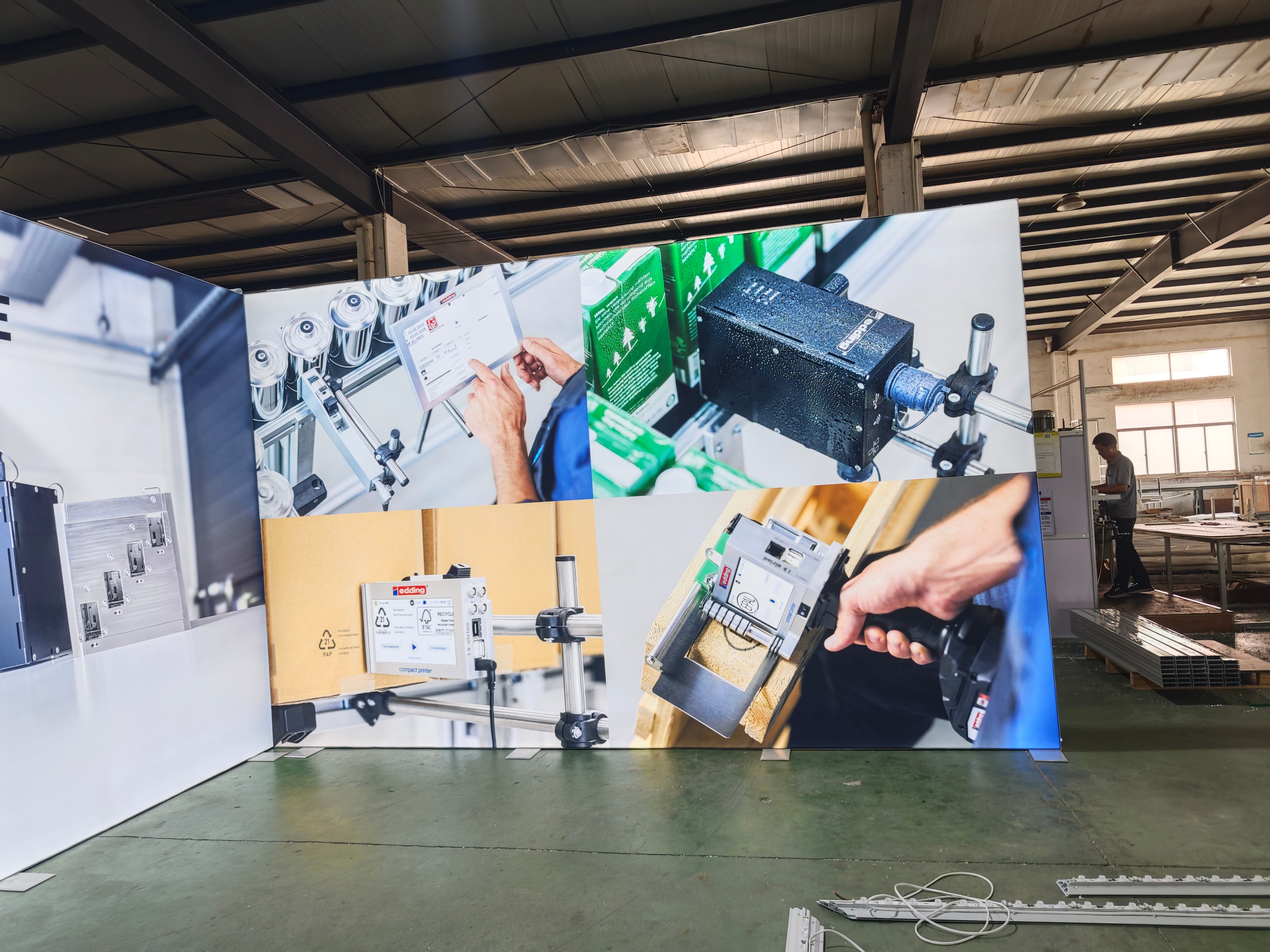 10x20 L type trade show booth