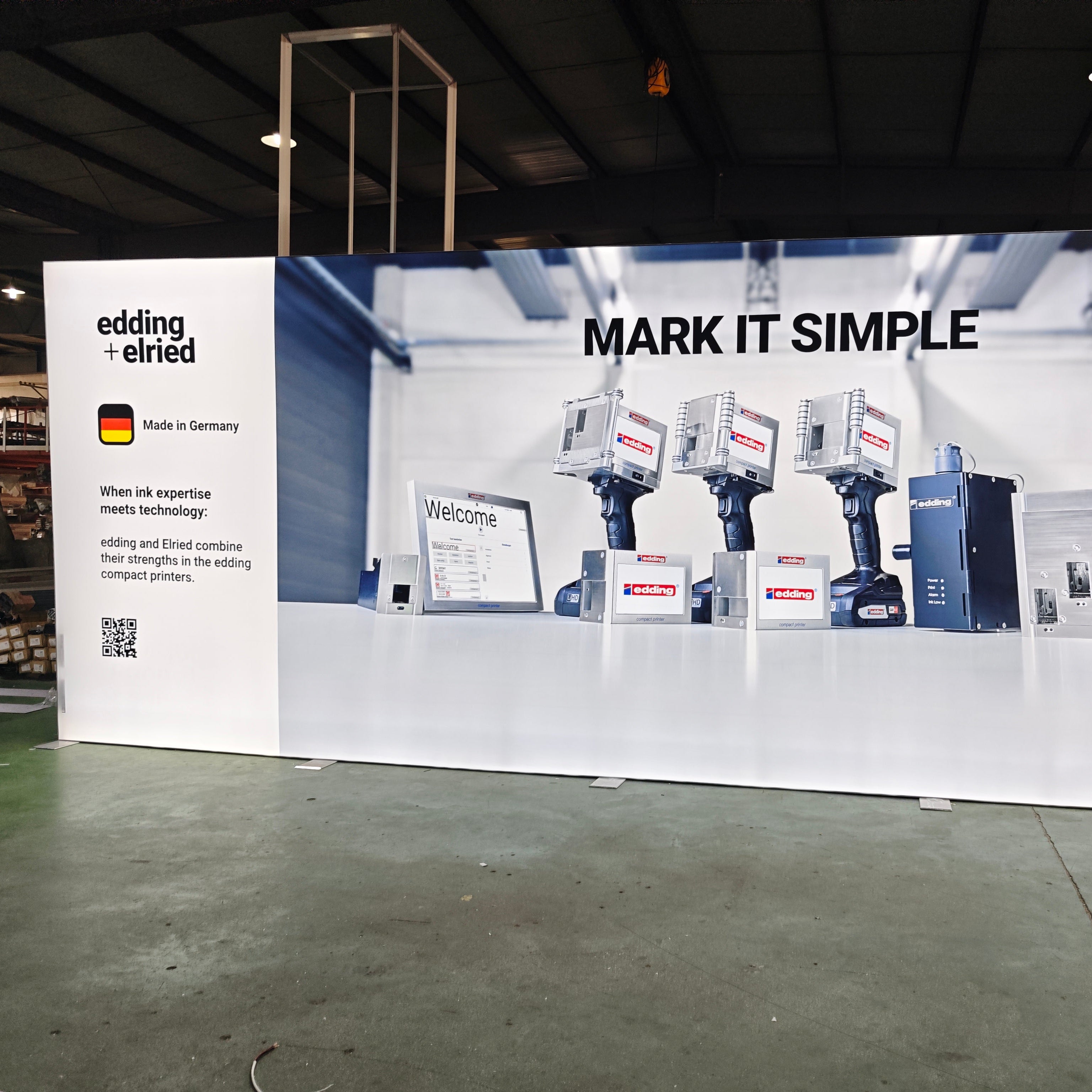 10x20 L type trade show booth