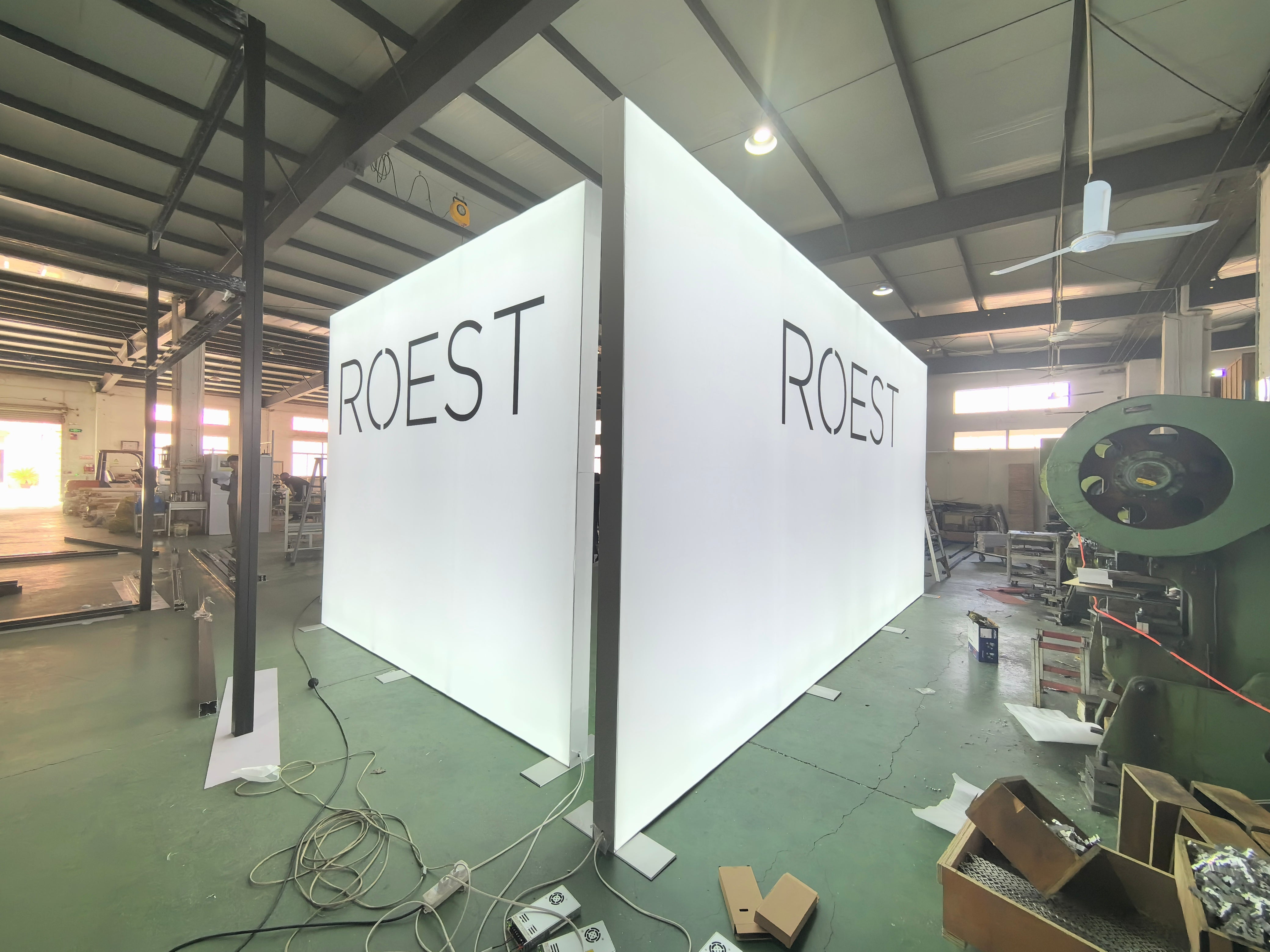 10x10 L Shape, ROEST